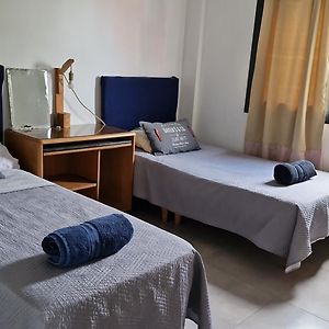 Habitación con 2 Camas Individuales